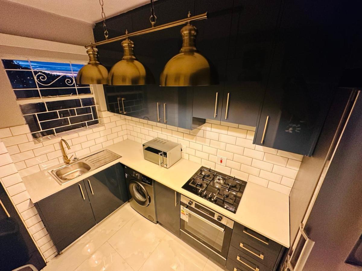 Nederburg, Sea Point, 2 Bed Apt - New Кейптаун Экстерьер фото